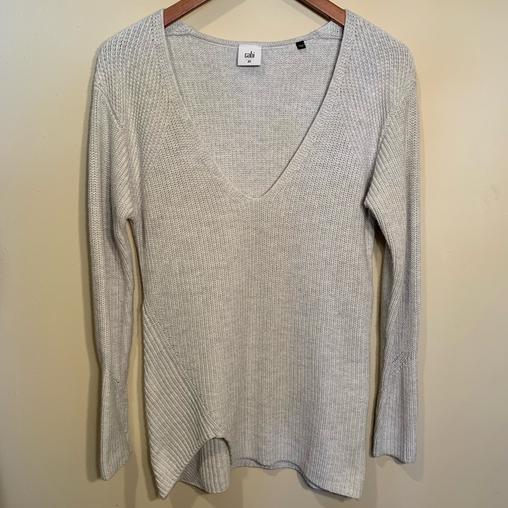 Cabi Deep V Neck Ribbed Pullover Sweater Size XSmall Cloud Gray Cozy Long Sleeve